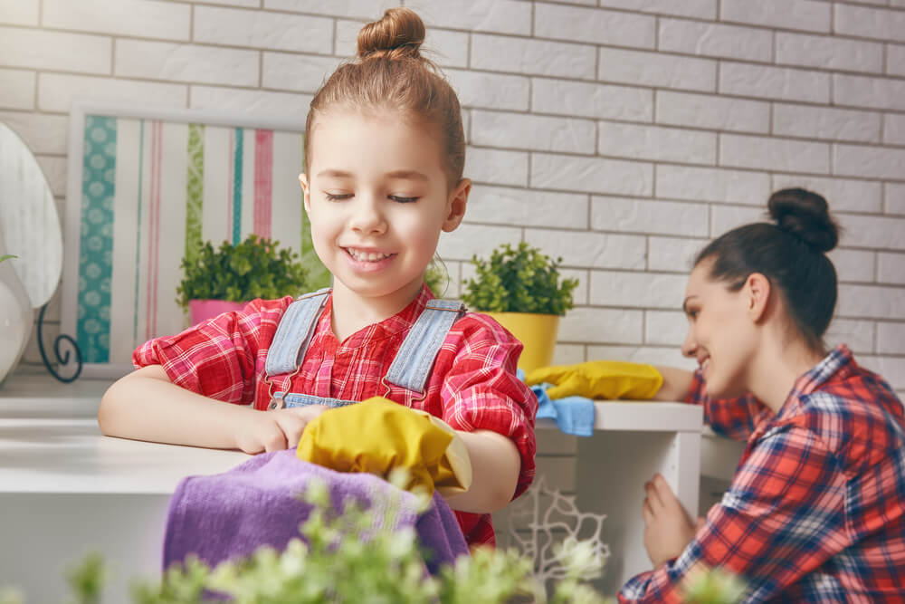 Seus filhos podem ajudar na organização de casa