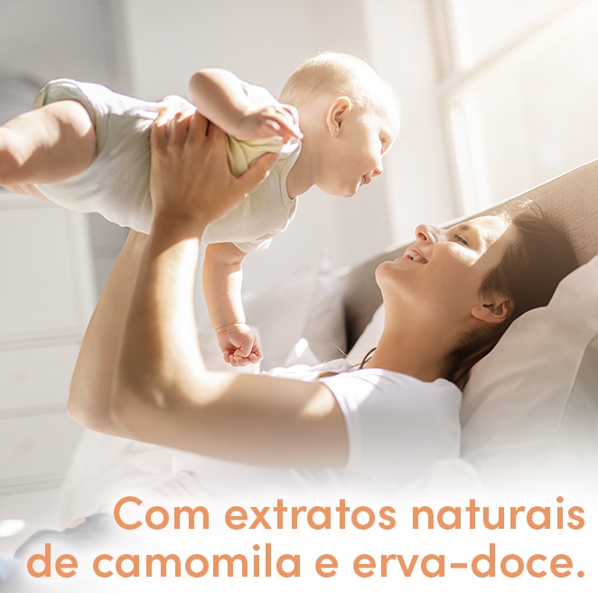 Lava roupas indicado para roupas finas e delicadas e que ajuda a proteger as roupas do bebê por muito mais tempo. Não danifica e nem desbota os tecidos. Possui extratos naturais de camomila e erva-doce. Testado Dermatologicamente.