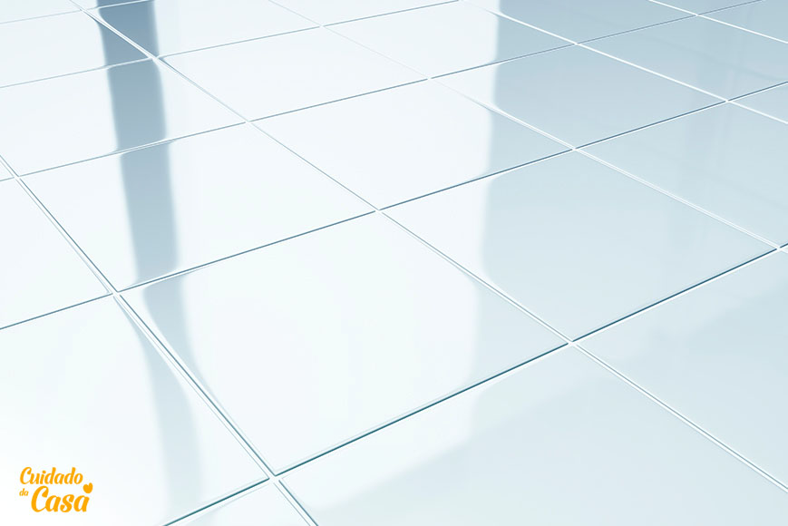 Imagem de piso porcelanato branco, limpo e brilhando